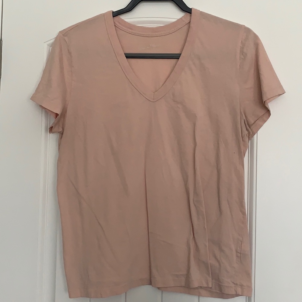 Universal Threads tshirt!